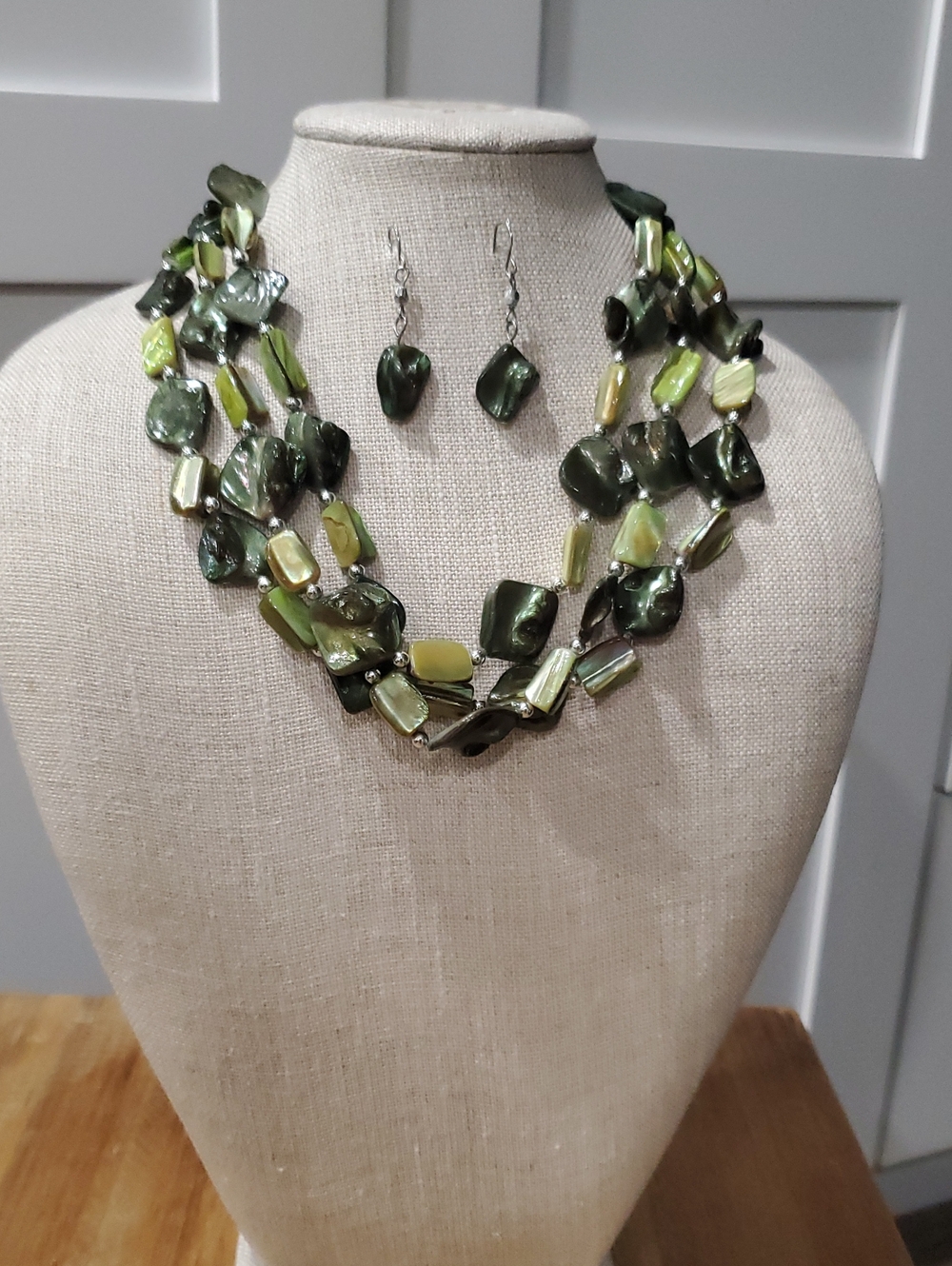 Green Multi-Strand Shell Chip Necklace with Matching Earrings